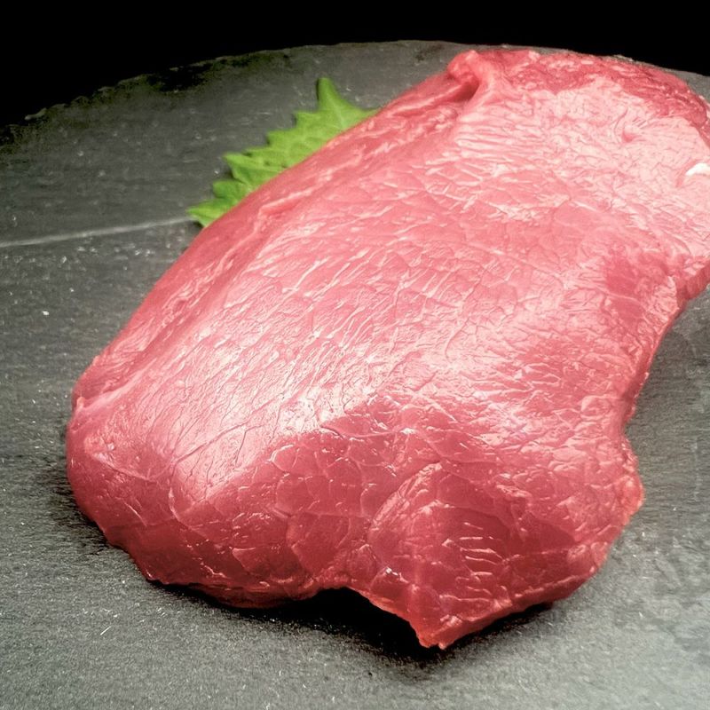 御殿場高原 馬刺し【上】　ブロック