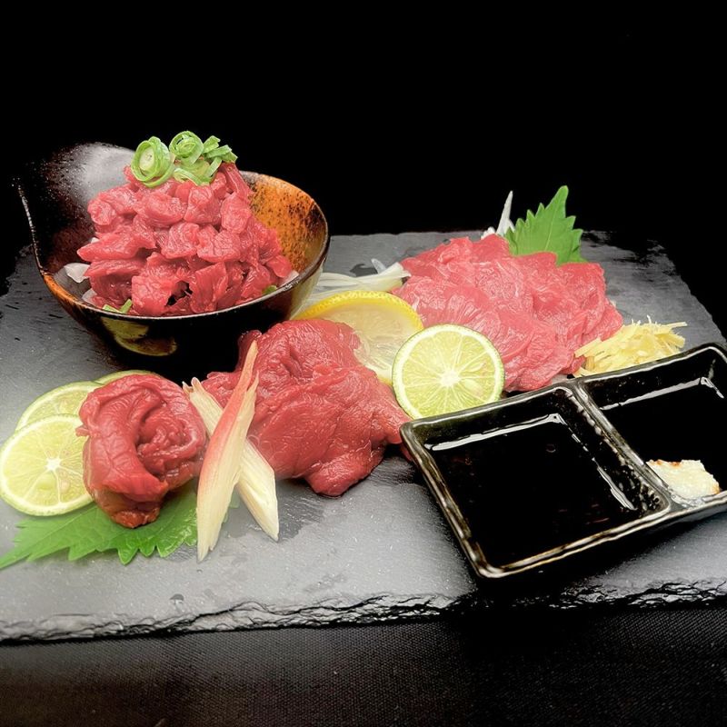御殿場高原 馬刺し3種セット(ユッケ100g・上100g・極上100g)